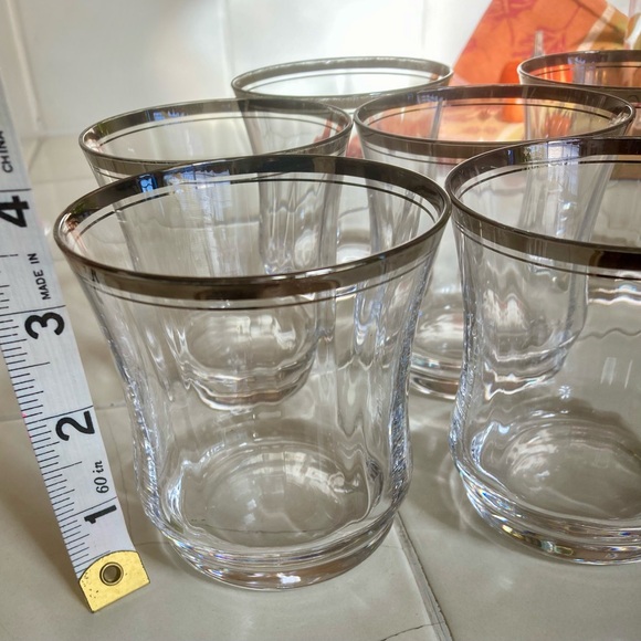 🍂Set of 6 William Sonoma Silver Rim Glasses - Picture 3 of 3